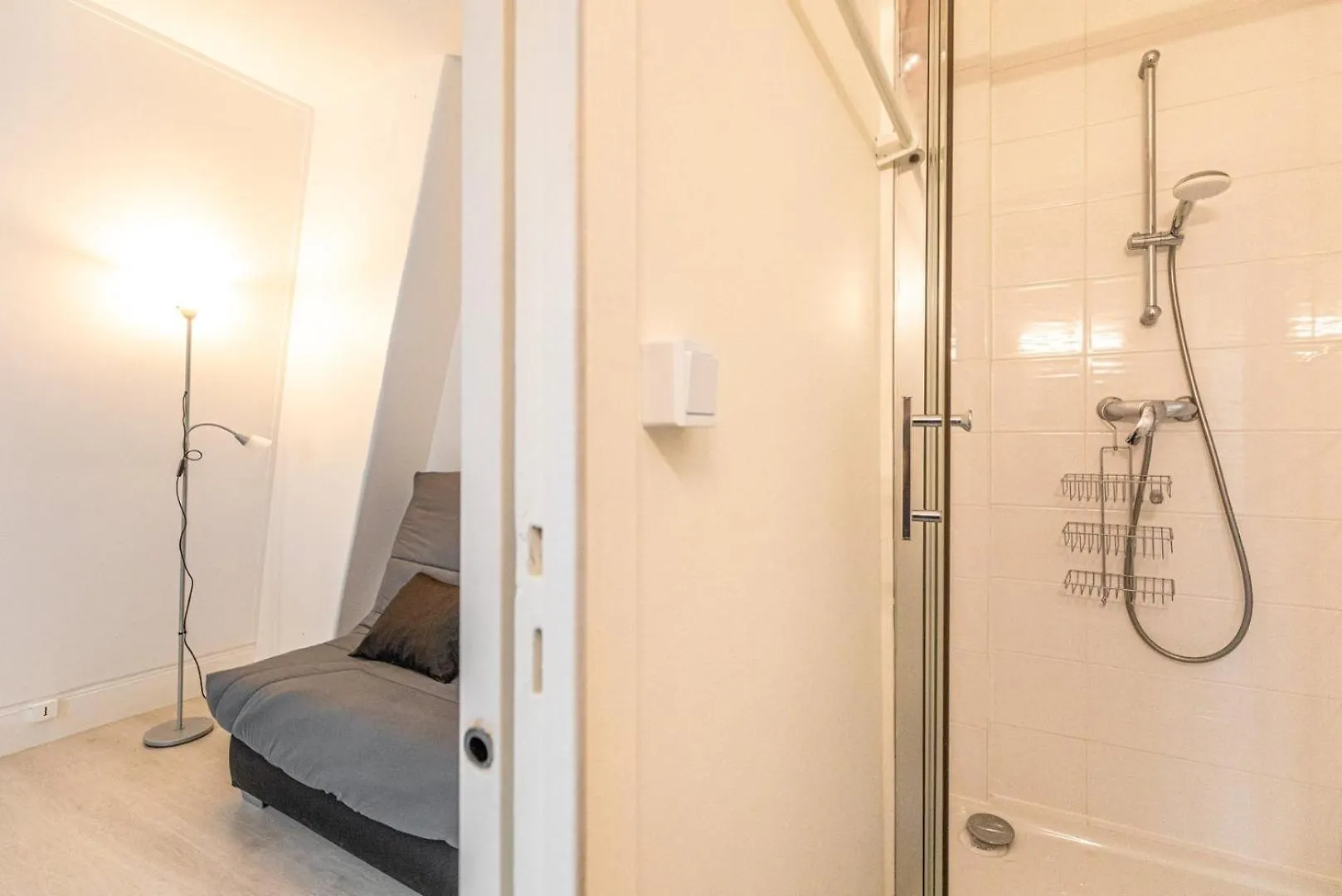 Guestready - Joli Studio Cosy Dans Le 17Eme Arr. Parigi
